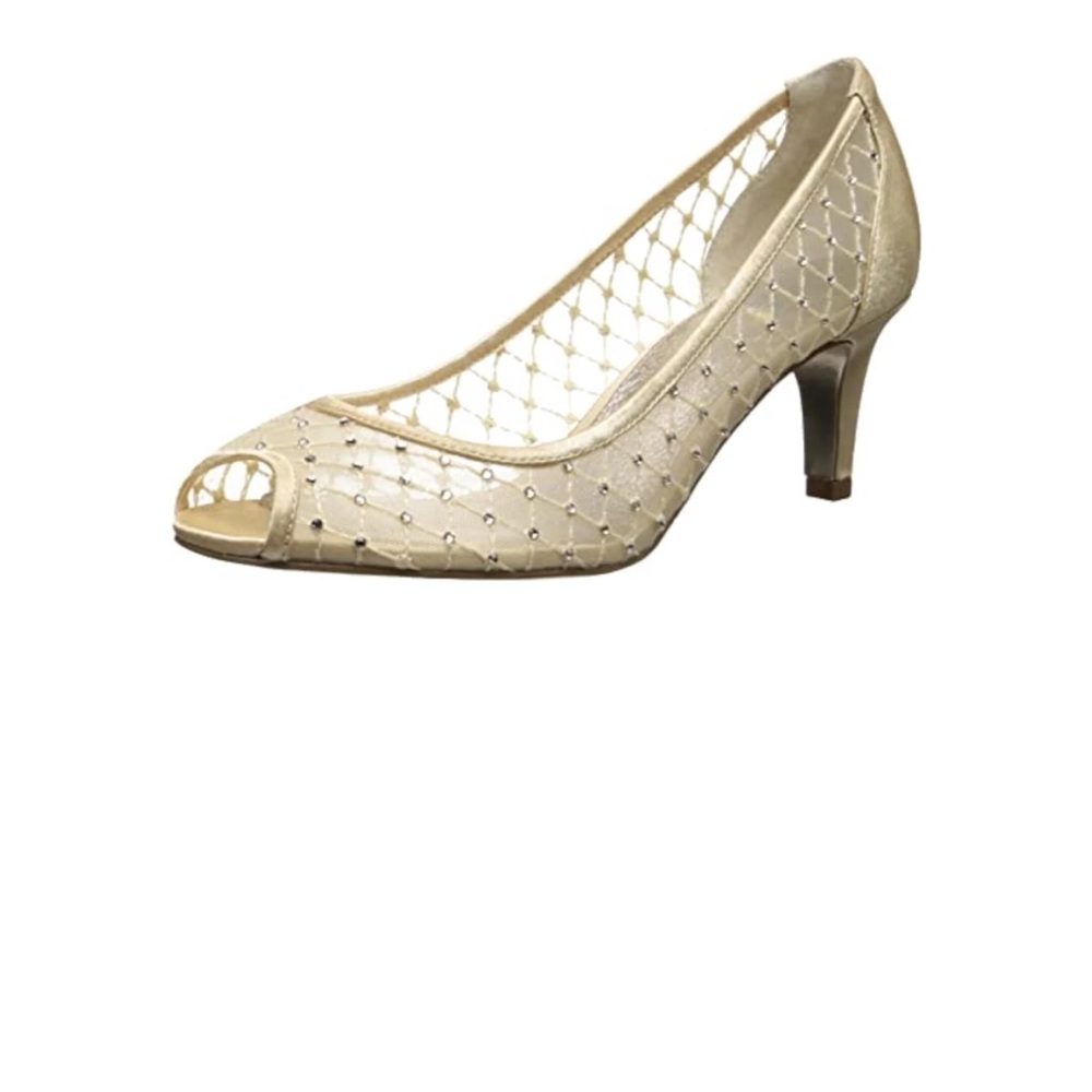 Never worn Adrienne papell heels